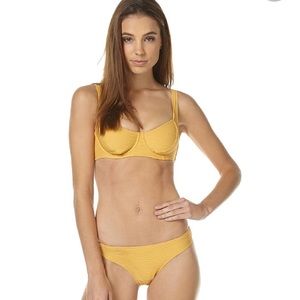 Zulu and Zephyr Signature Bikini Size AUS 10/Small